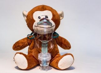 Inhalator i nebulizator – co wybrać? Inhalator i nebulizator