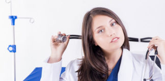 Lifting twarzy - najlepszy sposób na walkę z czasem