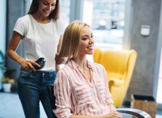 Najlepszy fryzjer i kosmetyczka w Rzeszowie? Wiemy, jak ich znaleźć! Najlepszy fryzjer i kosmetyczka w Rzeszowie? Wiemy, jak ich znaleźć!