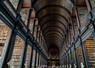 Czy uczelnia może żądać zwolnienia lekarskiego?