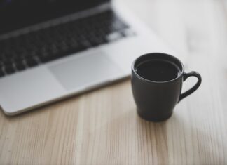 Czy matka karmiąca może pracować na zmiany? Czy matka karmiąca może pracować na zmiany?