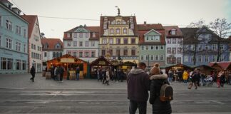 Gdzie można kupić kredki do twarzy?